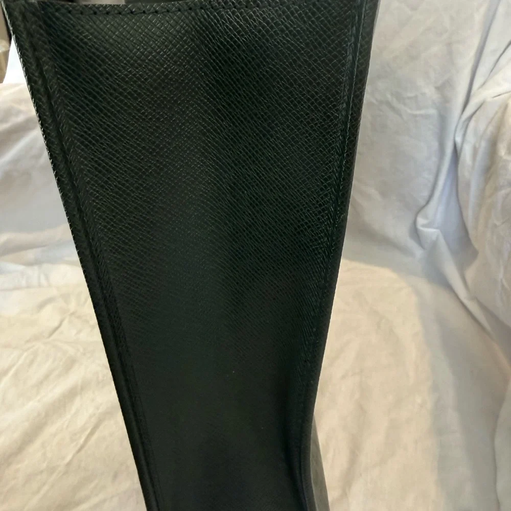 Auth Louis Vuitton Taiga Leather BriefcaseGreen Vintage 1977 Made in France